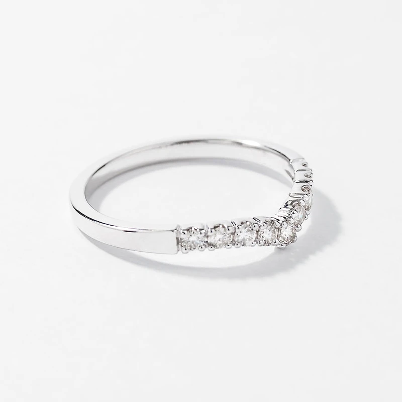 V Shape Diamond Anniversary Band 14K White Gold (0.25 ct tw)