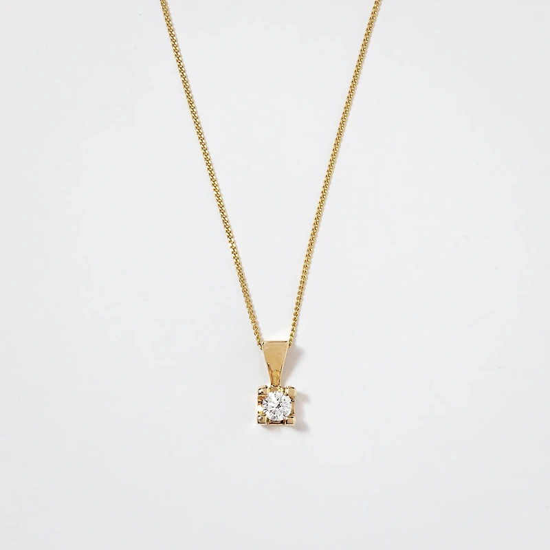 14K Yellow Gold Canadian Diamond Pendant Necklace in a Four Claw Setti