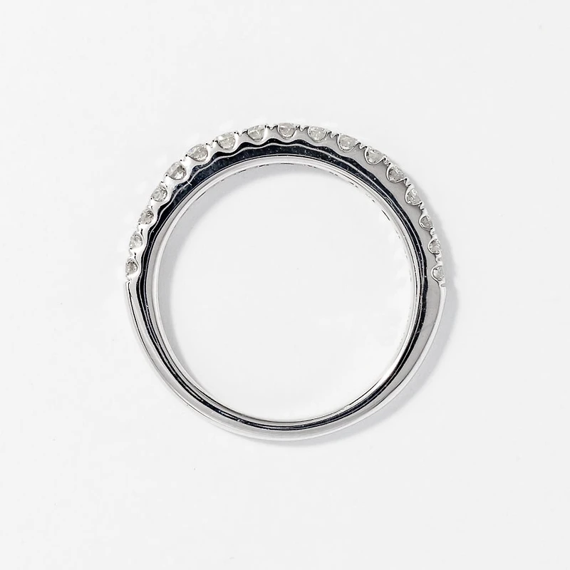 14K White Gold Diamond Anniversary Band (0.50 ct tw)