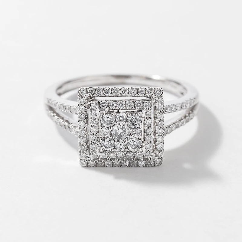 Diamond Cluster Ring 14K White Gold (0.50 ct tw)