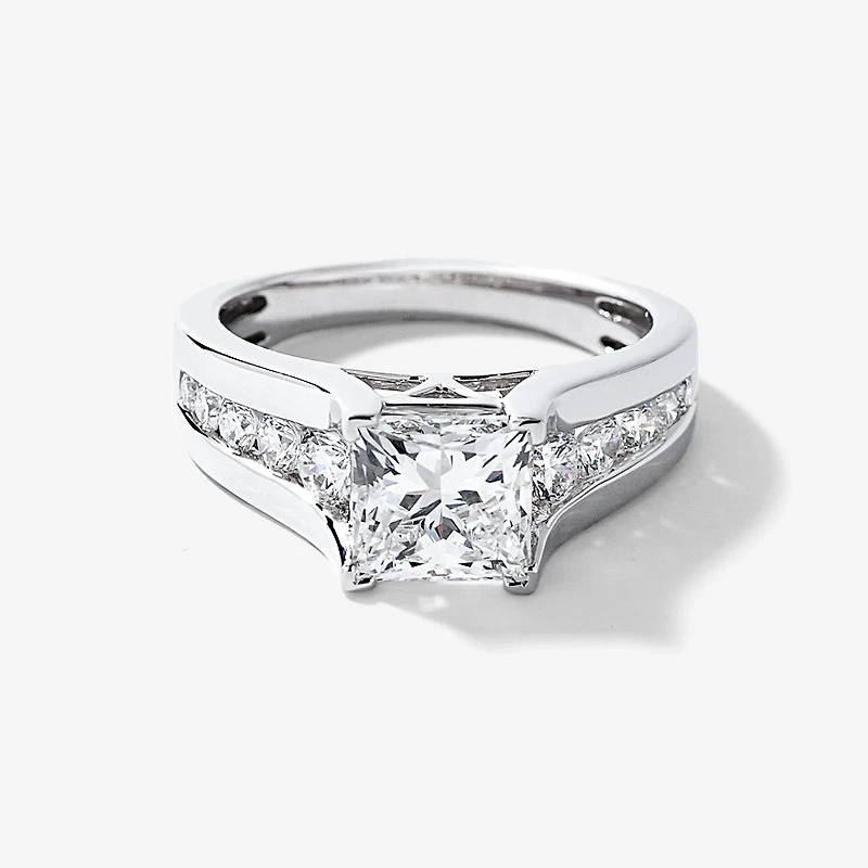 Lab Grown Princess Cut Diamond Engagement Ring (2.60 ct tw)