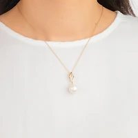 Pearl Necklace in 10K Yellow Gold