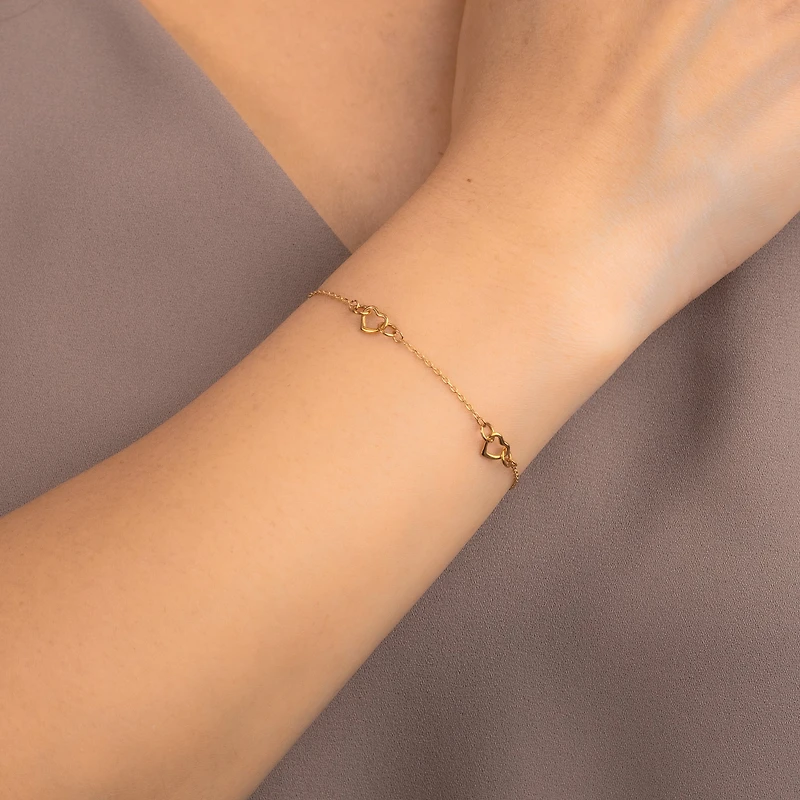 Heart Link Bracelet in 10K Yellow Gold