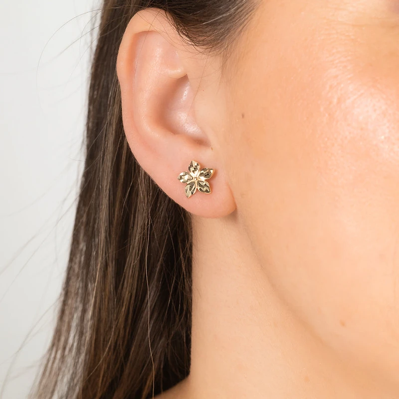 10K Yellow Diamond Cut Gold Flower Stud Earrings