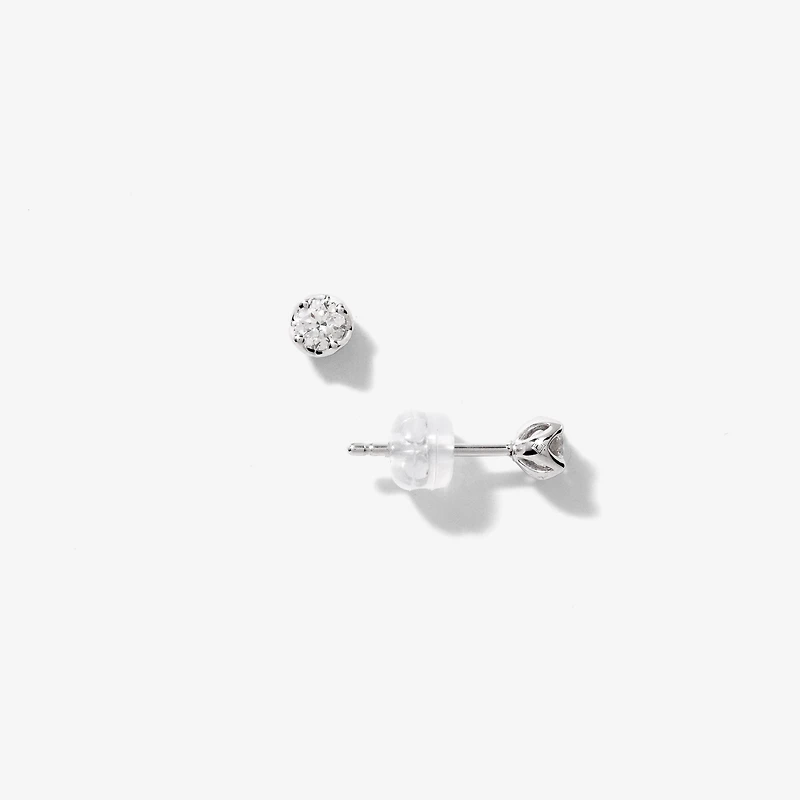 Diamond Stud Earrings in 10K White Gold (0.30 ct tw)