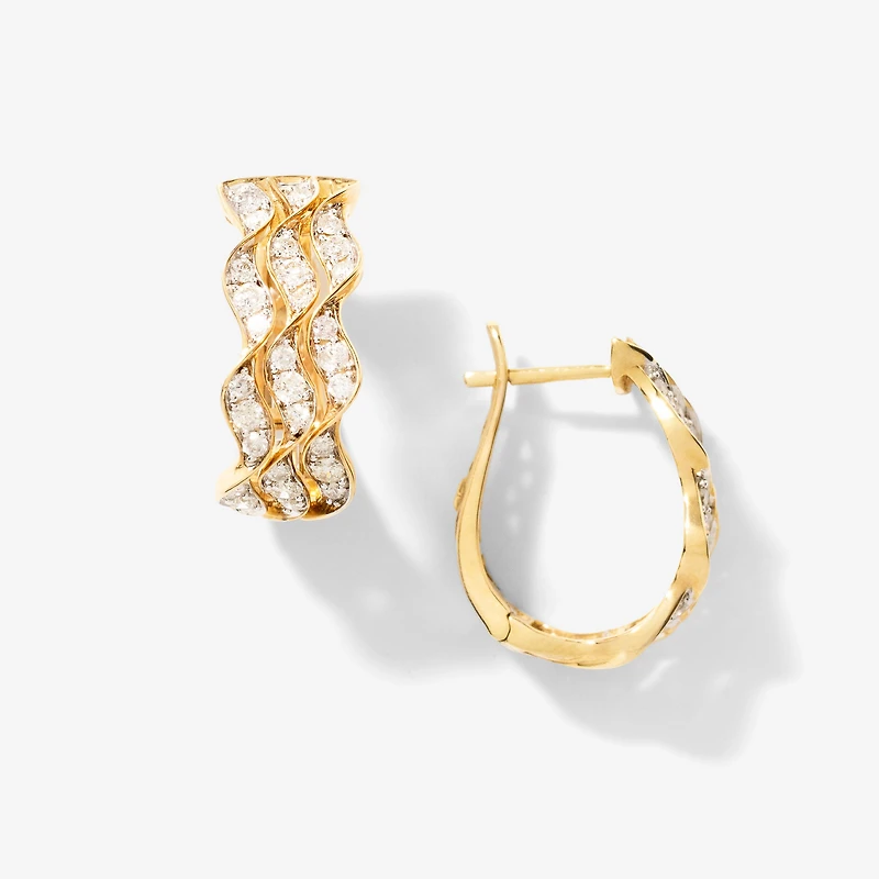 Diamond Wavy Hook Earrings in 10K Yellow Gold (1.00 ct tw)