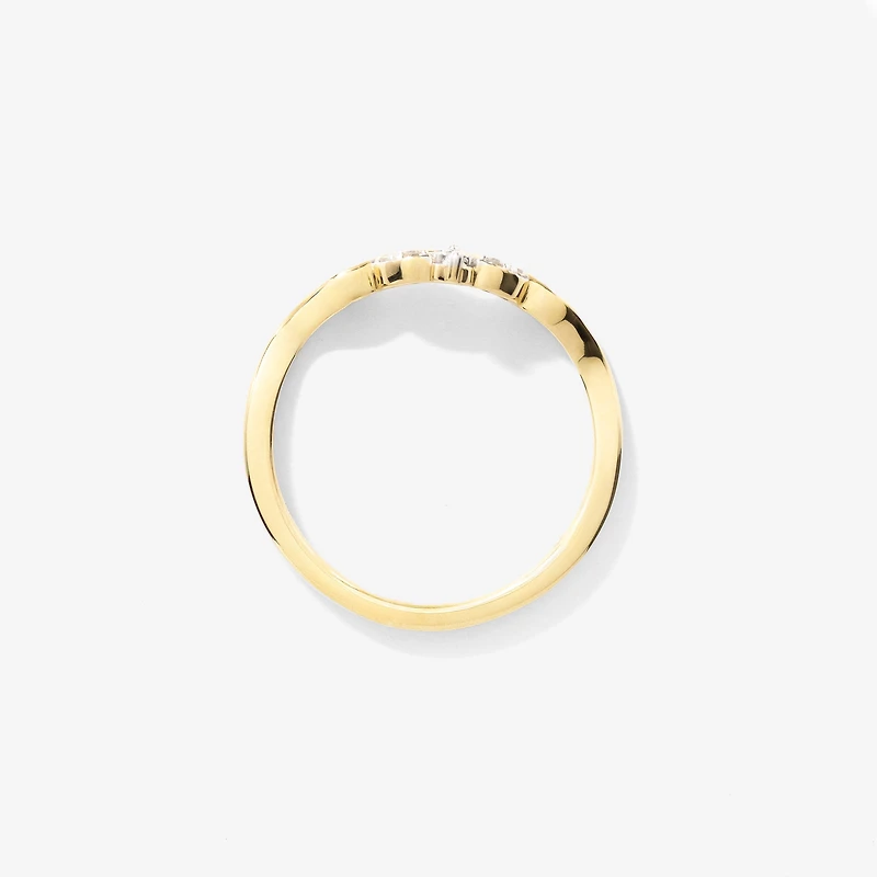Diamond Cluster Ring 10K Yellow Gold (0.07 ct tw)