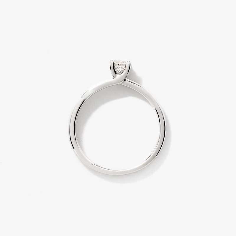 Diamond Solitaire Engagement Ring 10K White Gold (0.25 ct tw)