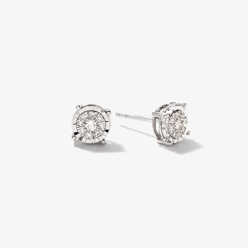 Diamond Cluster Stud Earrings in 10K White Gold (0.16 ct tw)