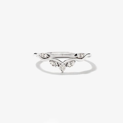 V Shape Diamond Cluster Ring 10K White Gold (0.07 ct tw)