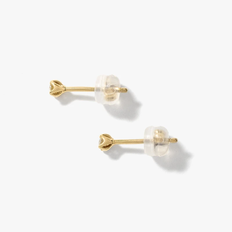 Diamond Stud Earrings in 10K Yellow Gold (0.10 ct tw)