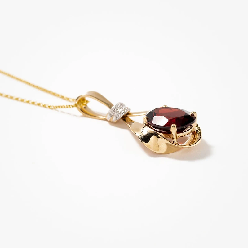 Garnet Necklace in 14K Yellow Gold