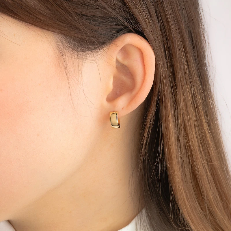 4.5mmx12.5mm Huggie Earrings in 10K Yellow Gold