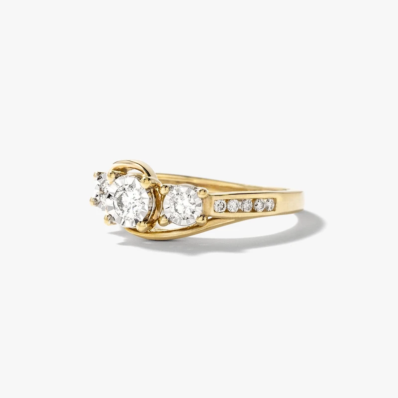 Diamond Cluster Ring in 10K Yellow and White Gold (0.50 ct tw)