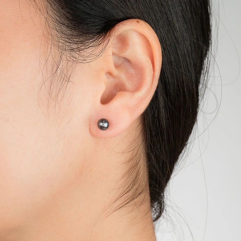 6-6.5mm Black Cultured Pearl Stud Earrings in 14K Yellow Gold