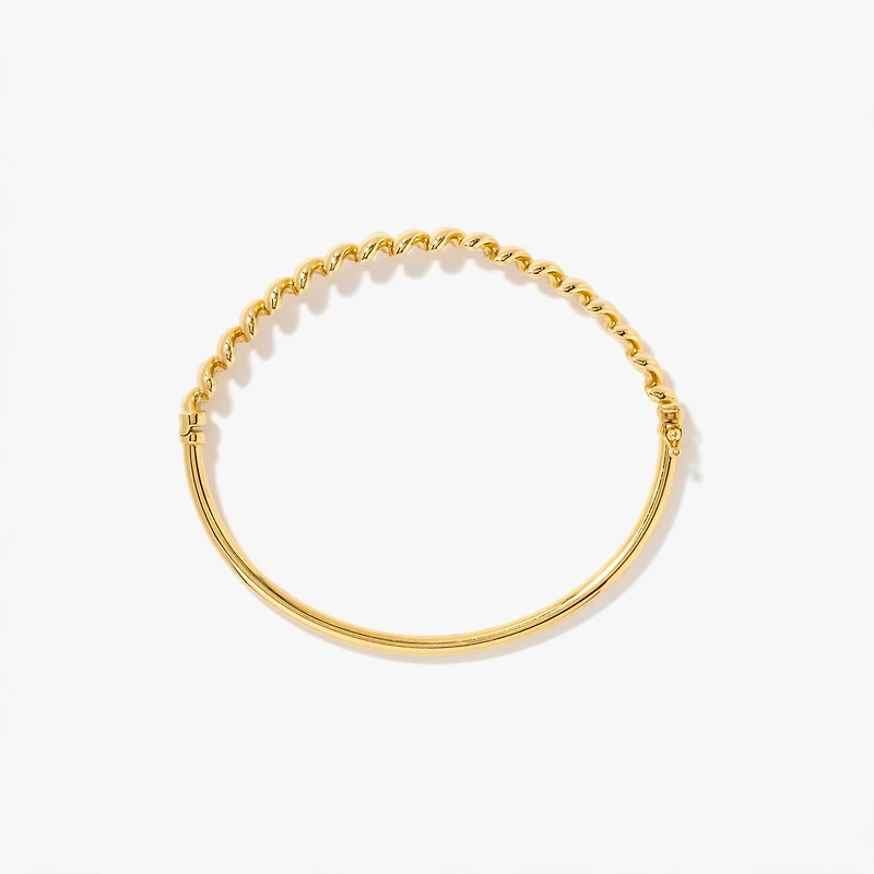 Wavy Oval Bangle in 10K Yellow Gold