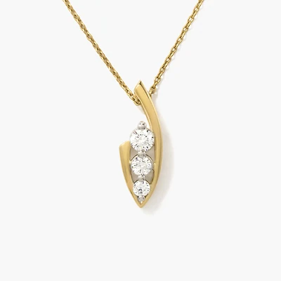 Lab Grown Diamond Necklace in 10K Yellow and White Gold (0.25 ct tw)