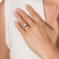 Diamond Cluster Ring 14K White Gold (0.50 ct tw)
