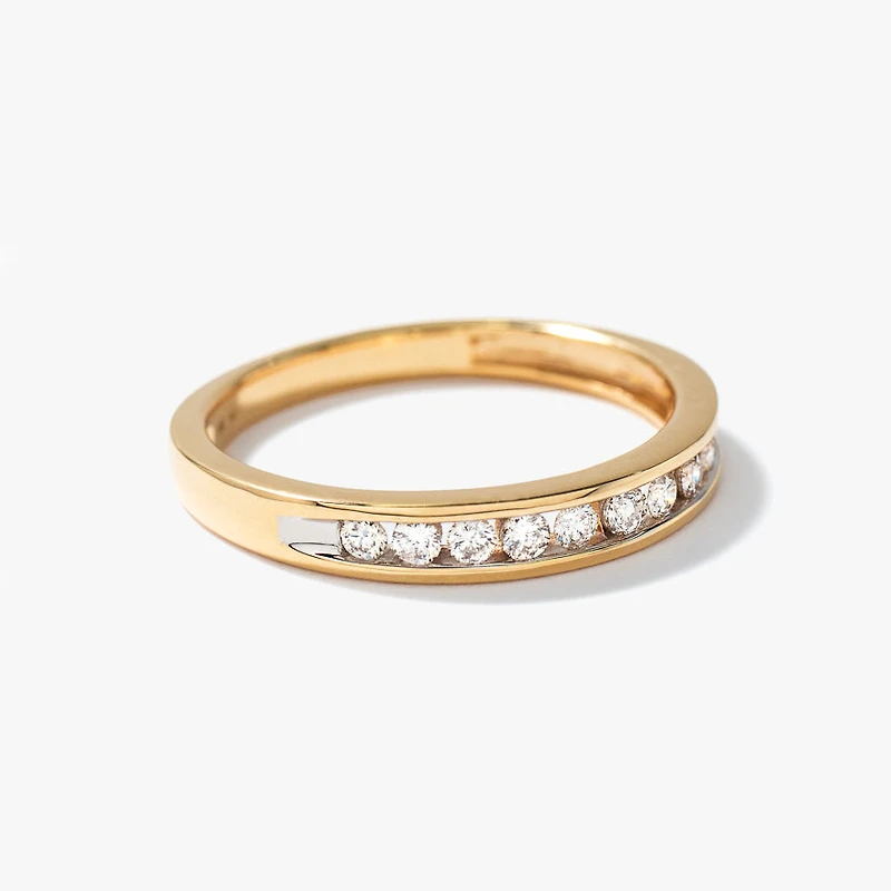 Channel Set Diamond Anniversary Ring 14K Yellow Gold (0.25 ct tw)