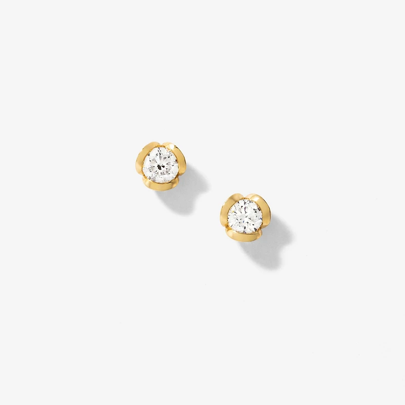 Lab Grown Diamond Flower Stud Earrings in 10K Yellow Gold (1.00 ct tw)