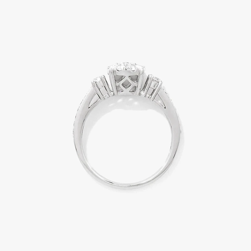Diamond Cluster Ring 10K White Gold (0.66 ct tw)