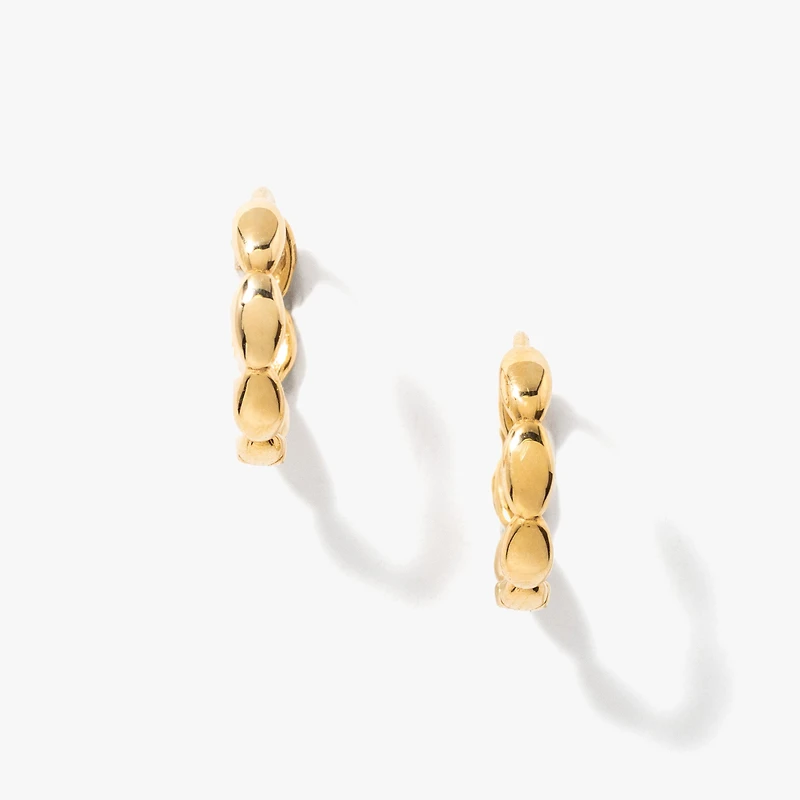 Oval Beaded Huggie in 14K Yellow Gold