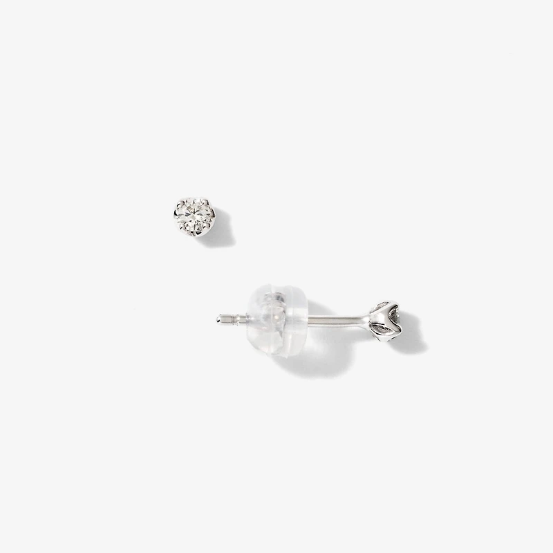 Diamond Stud in 10K White Gold (0.10 ct tw)