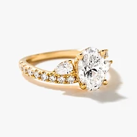 Lab Grown Oval Cut Diamond Engagement Ring 14K Yellow Gold (2.25 ct