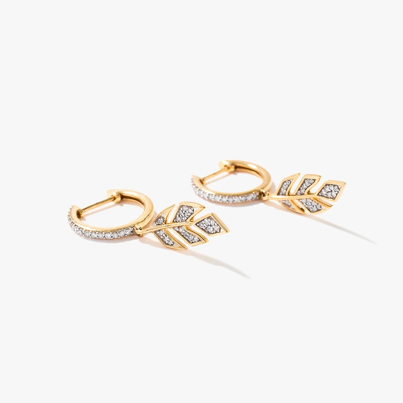 Diamond Leaf Drop Earrings in 10K Yellow Gold (0.30 ct tw)