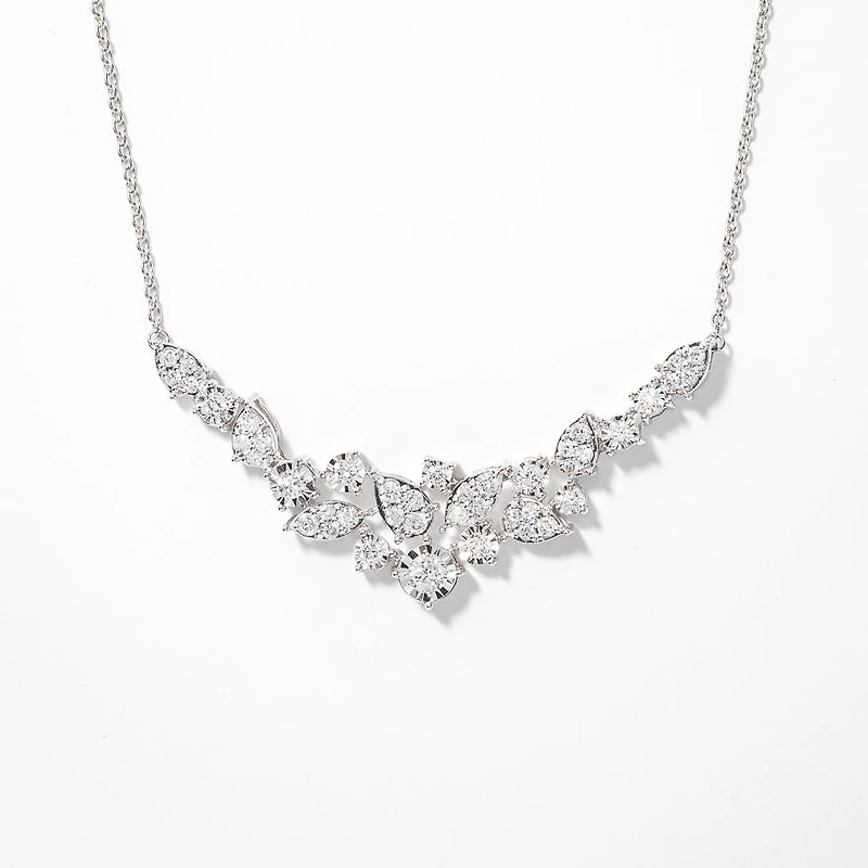 Diamond Cluster Necklace in 10K White Gold (1.00 ct tw)