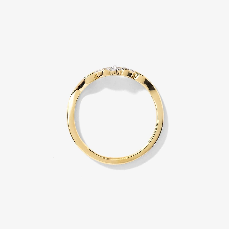 Diamond Cluster Ring 10K Yellow Gold (0.07 ct tw)