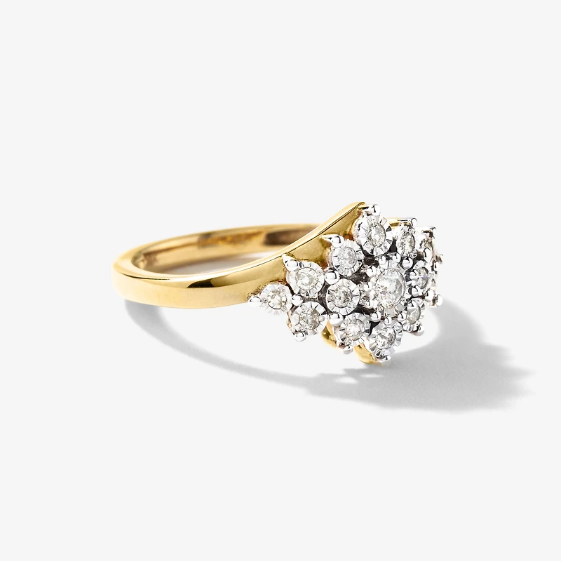 -Lilith- 10K Yellow and White Gold Diamond Cluster Ring (0.20 ct tw)
