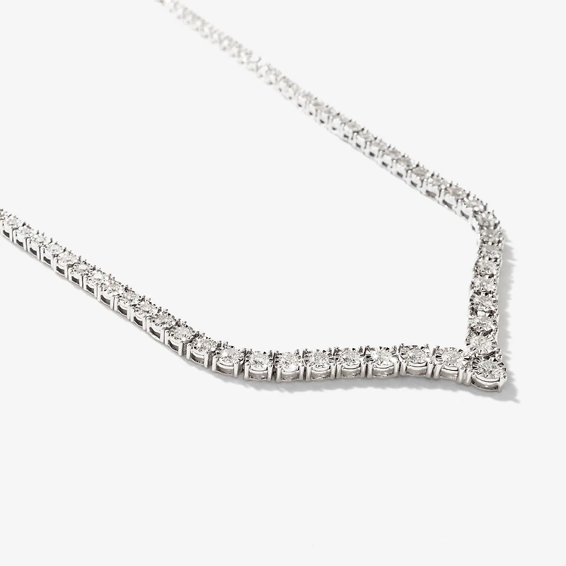 Diamond Cluster V Necklace in 14K White Gold (3.00 ct tw)