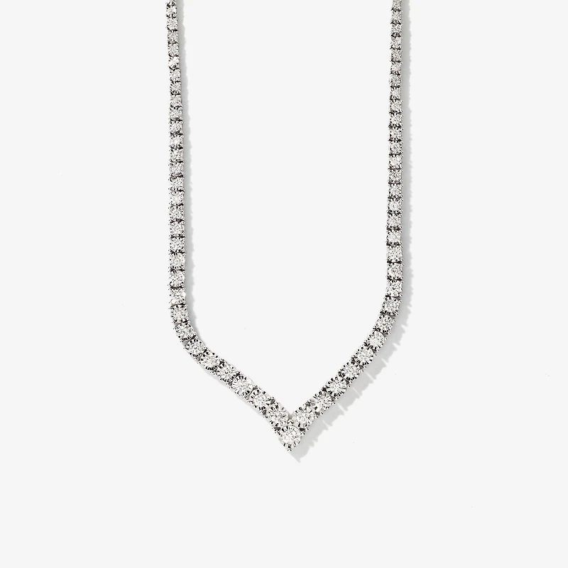 Diamond Cluster V Necklace in 14K White Gold (3.00 ct tw)