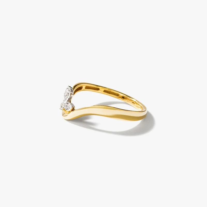 Diamond Cluster Ring with Petal Motif in 10K Yellow and White Gold (0.