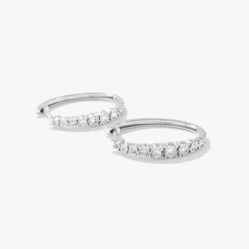 Fara- Diamond Oval Shape Hoop Earrings In 10K Gold (0.50 ct tw