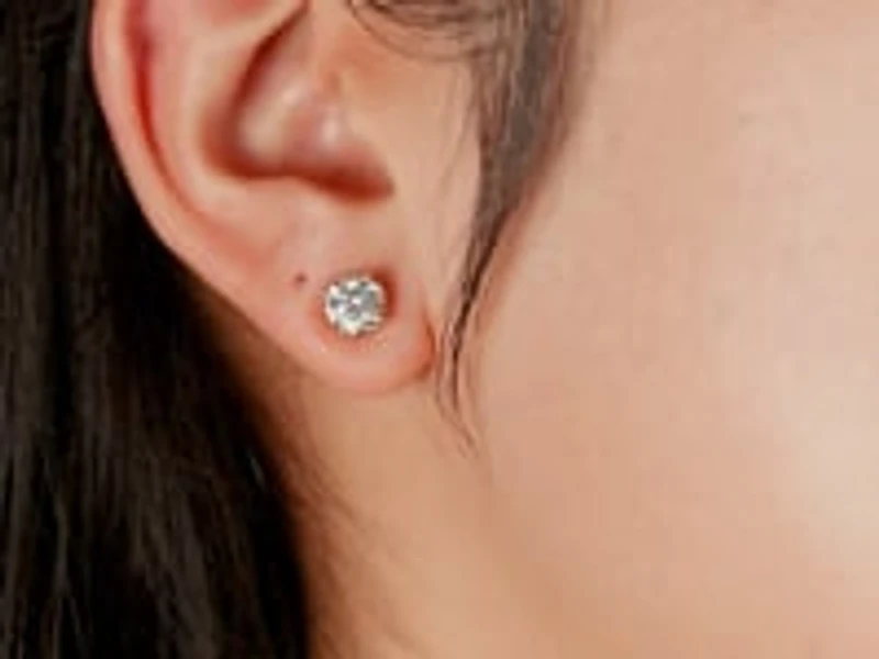 Lab Grown Diamond Stud Earrings in 14K Yellow Gold (1.50 ct tw)
