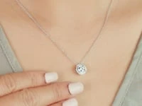 Lab Grown Diamond Cluster Necklace in 14K White Gold (1.02 ct tw)
