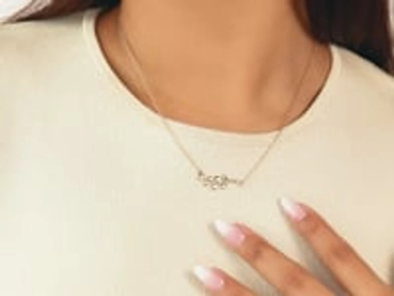 Leaf Vine Necklace in 10K Yellow Gold