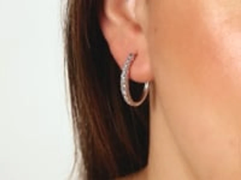 Fara- Diamond Oval Shape Hoop Earrings In 10K Gold (0.50 ct tw