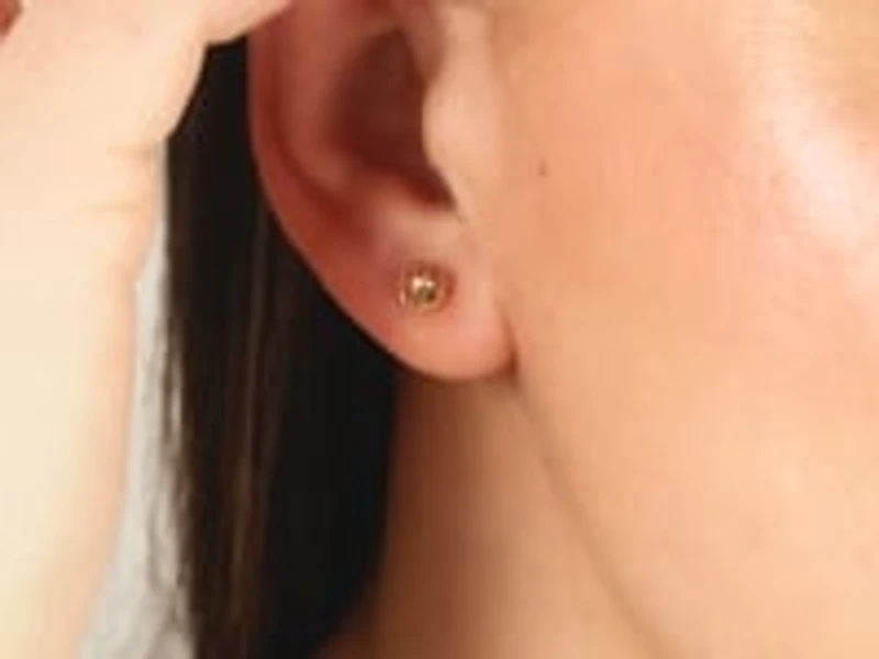 10K Yellow Gold Flower Stud Earrings