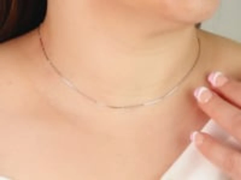 14K White Gold 0.60mm Box Chain (18")