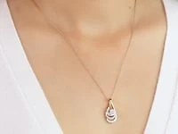Diamond Cluster Necklace in 10K Yellow and White Gold (0.10 ct tw)