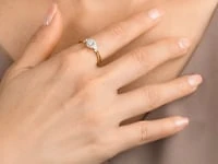 Diamond Cluster Ring 10K Yellow Gold (0.14 ct tw)