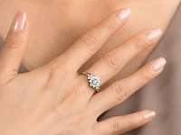 -Lilith- 10K Yellow and White Gold Diamond Cluster Ring (0.20 ct tw)