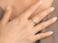 Diamond Cluster Ring 10K Yellow Gold (0.07 ct tw)