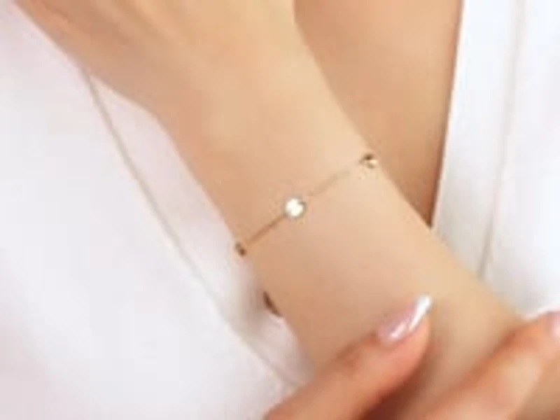 Disc Bracelet in 10K Yellow Gold