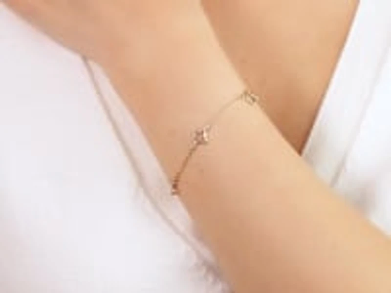 Flower Bracelet in 10K Yellow Gold