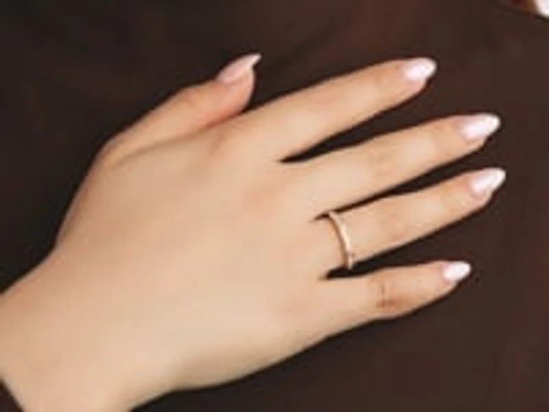 Wedding Band in 10K Yellow Gold (0.16 ct tw)
