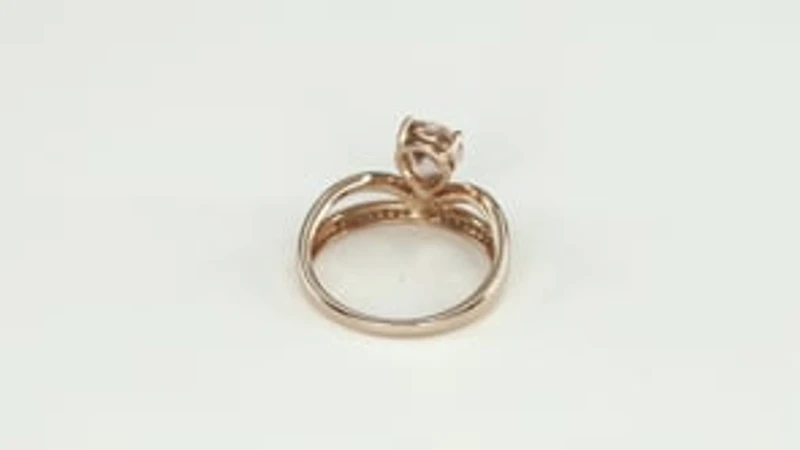 Pear-Shaped Morganite and Diamond Ring 14K Rose Gold